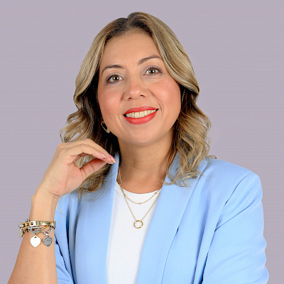 EMMA VILLARREAL